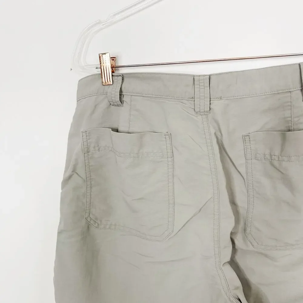 The North Face Mens Size 36 Cream Hiking Cargo Shorts Beige Nylon Pockets